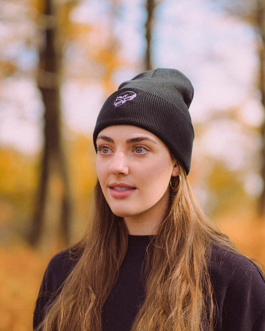 Beanie - Embroidered Skull